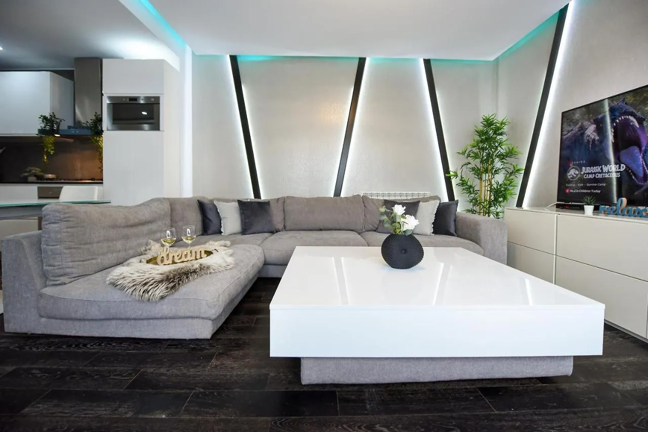 The Maze - Herastrau Penthouse & Rooftop Terrace Apartamento Bucarest 0*,  Rumanía